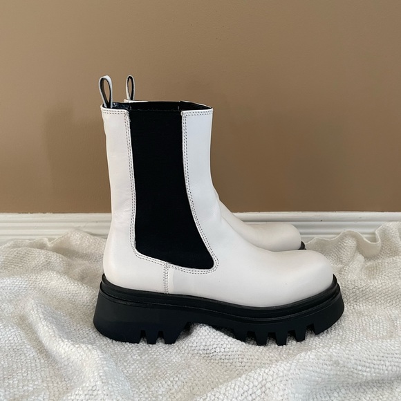 White ZARA Combat Boots - Picture 5 of 7